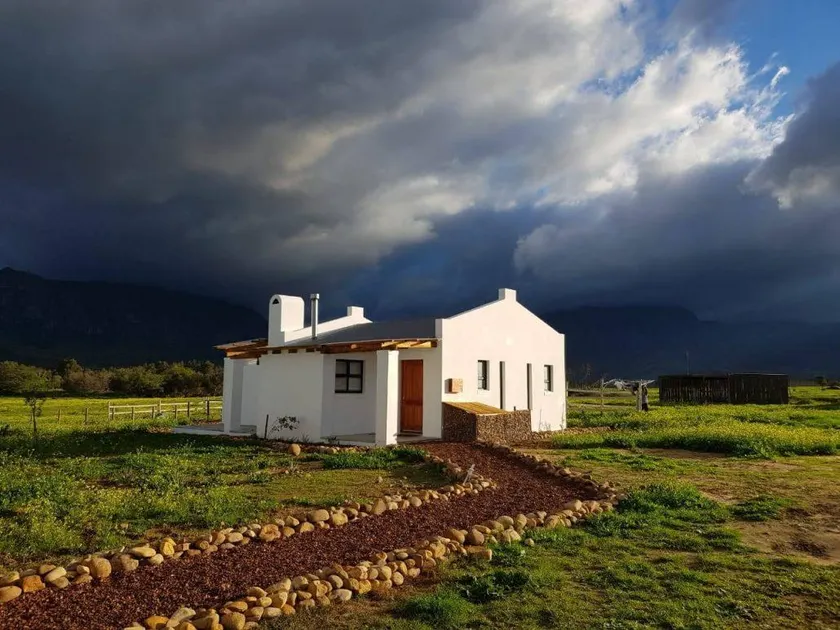 Duikersdrift Winelands Country Escape - Image 1