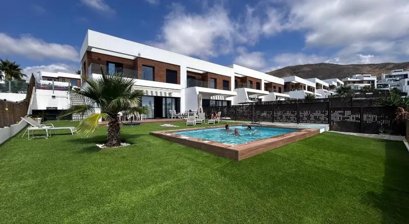 Villa Finestrat Benidorm Golf y Playa - Image 1