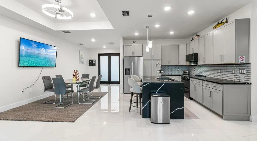 Nick House - Coastal Country Retreat - Image 1