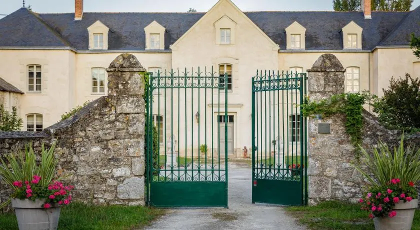 Manoir de Bel Ébat - Image 1