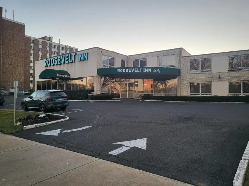 Roosevelt Inn at Roosevelt Blvd, Philadelphia, PA - Image 1