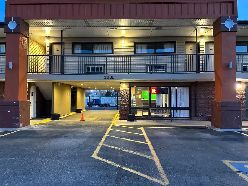 Stay Inn by OYO Near I 80 Lincoln West - Image 1