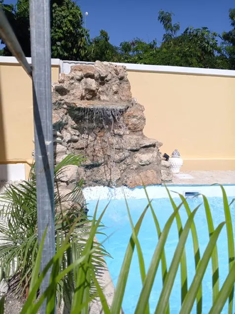 AVE FENIX APARTMENTS - Image 1