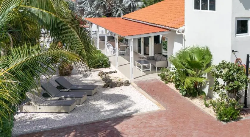 Tropical villa Curoyal near the beach - Image 1