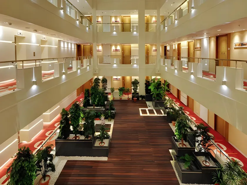 Hotel Platinum - Image 1