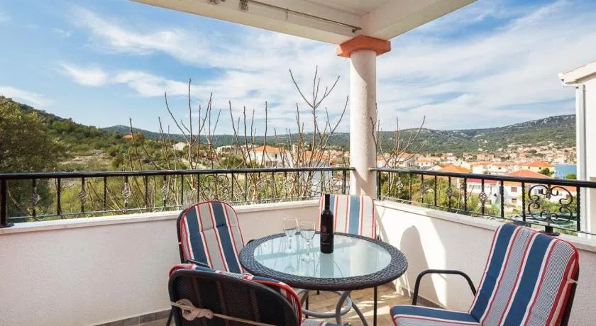 Villa Nada with garden, 80m from the beach - Image 1