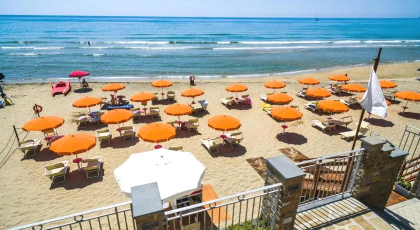 Acciaroli Vacanze Residence - Image 1