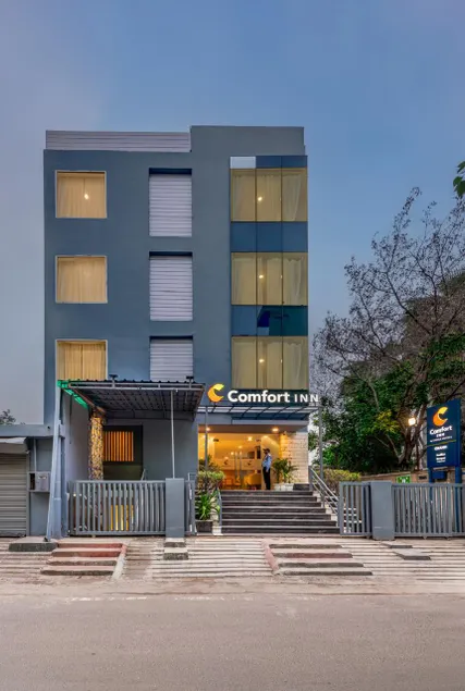 Comfort Inn Grand, Kaushambi - Image 1