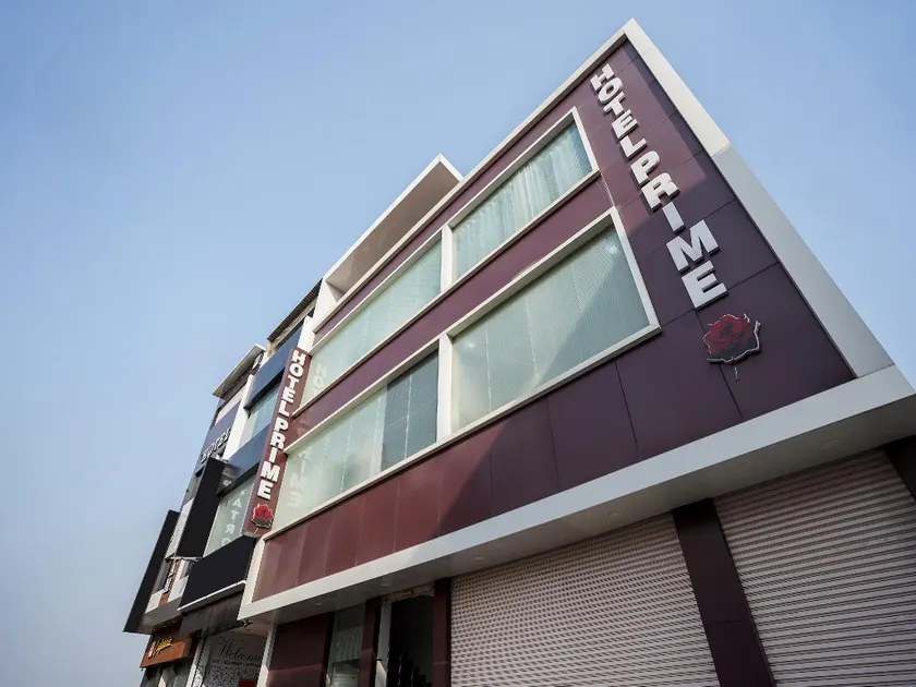 HOTEL O PRIME ROSE - Image 1