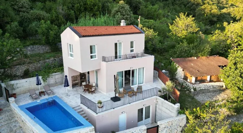 Villa Žukovica - Image 1