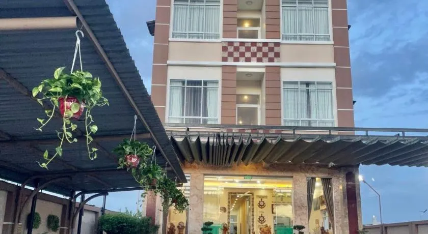 Khách Sạn Xuân Huỳnh 3 Sóc Trăng - Image 1