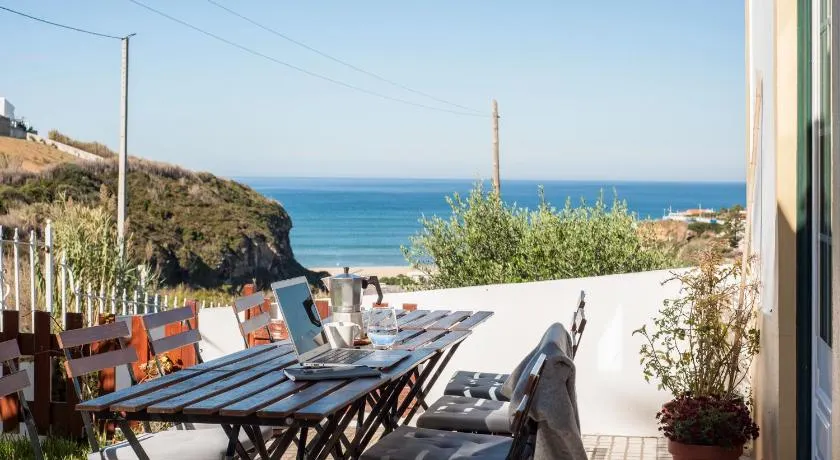 Coworksurf - Villa dos Irmãos - Image 1