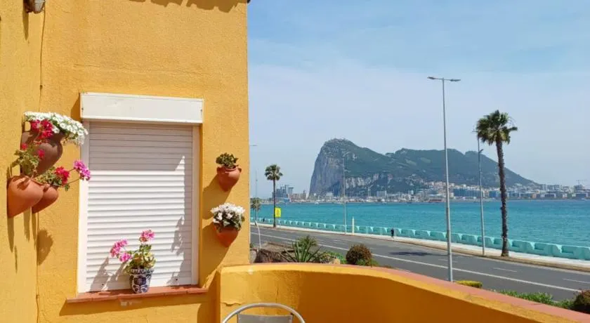 Gibraltar Views Guest House - Image 1
