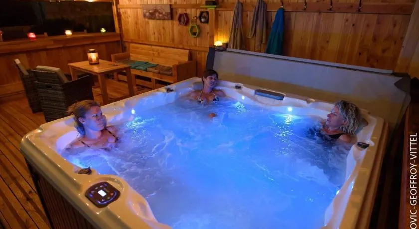 Le Nid d'Alex Spa , Rando et table d'hôte - Image 1