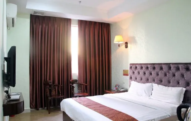 Shengping Hotel - Image 1