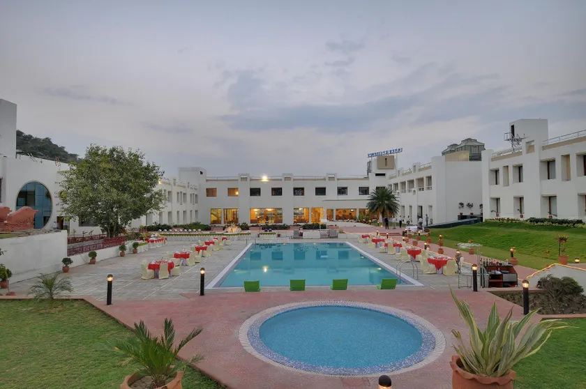 Inder Residency Resort & Spa Udaipur - Image 1
