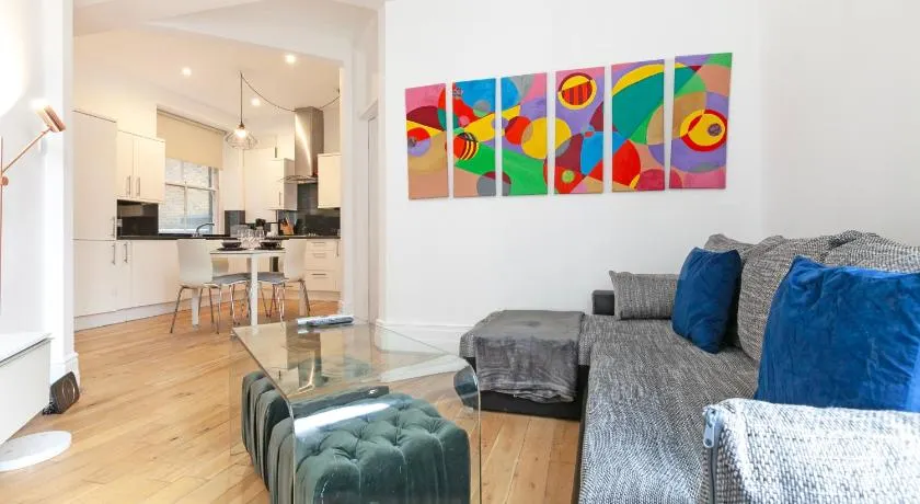 Charming Two-Bedroom Flat in Notting Hill - Image 1