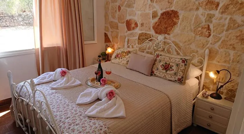 Villa Trypitos - Image 1