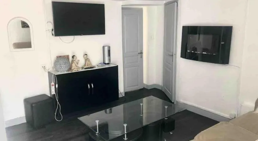 Logement appartement bourget - Image 1