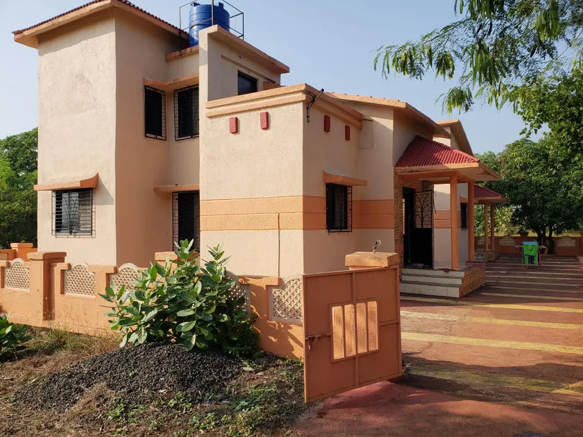 Twin Bungalows- 2 bungalows for given cost!!!! - Image 1