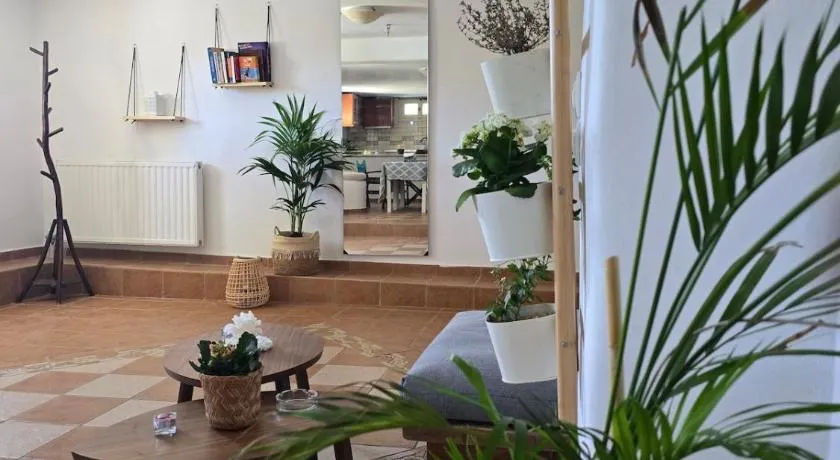 Tamarisk House-An Ideal Getaway in Southern Paros - Image 1