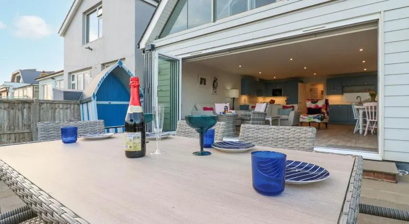 Bucket and Spades- Right on the Beach - Image 1