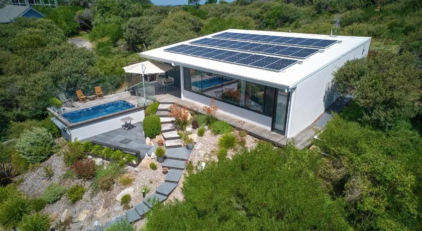 SALT Luxury Couples Villa - Image 1