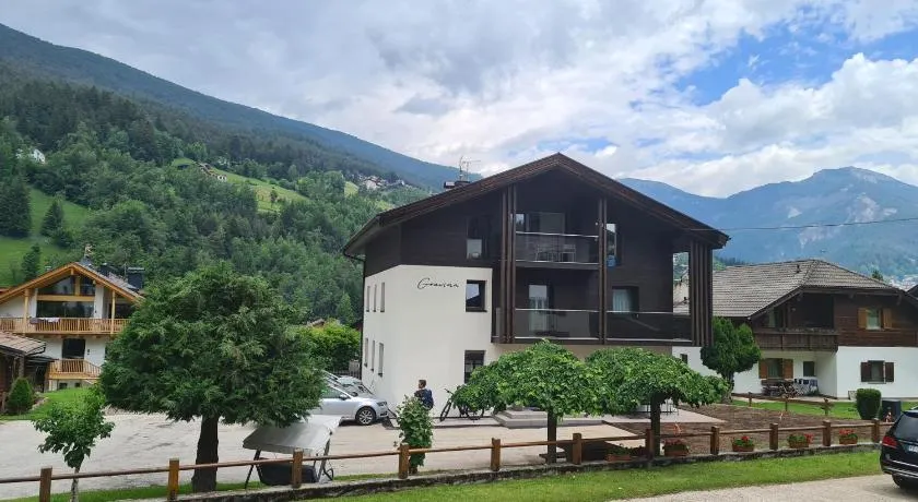 Chalet Gravina - Image 1