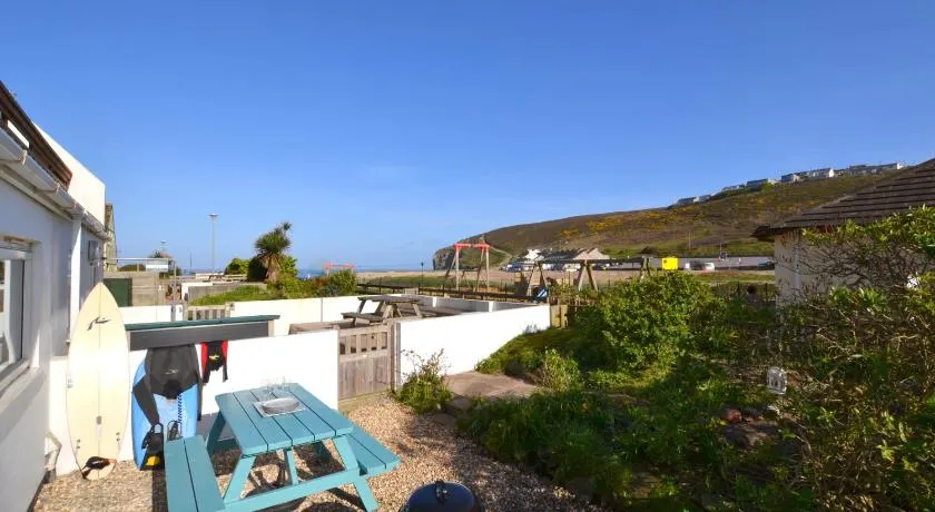 Beach View Apartments - Image 1