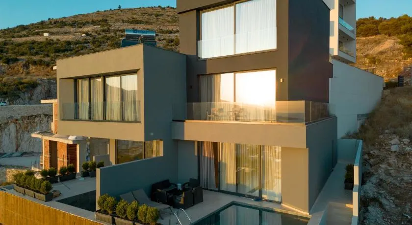 Ionian Premium Villas - Image 1