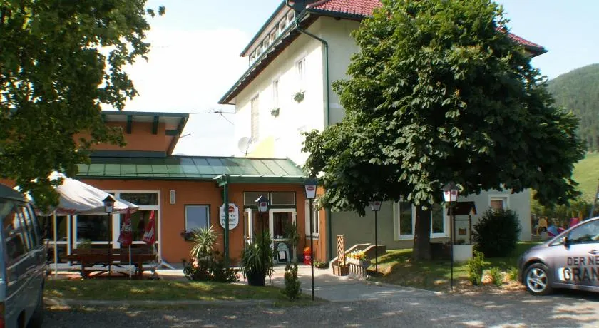 Gasthof Hochsteiner - Image 1