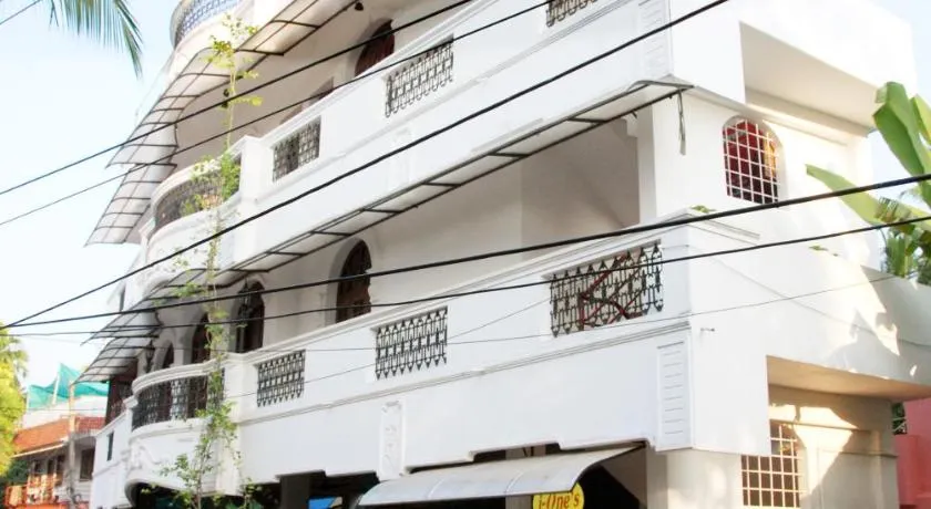 i - One's Home Stay - Image 1
