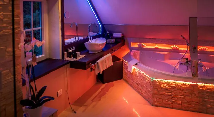 Gästezimmer Im Haus Am Wald - Image 1