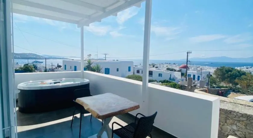 Fabrica Sunset Apartments - Image 1