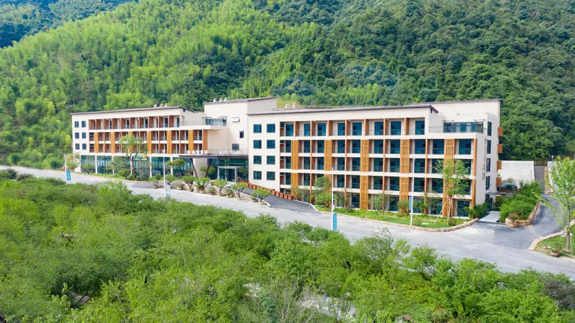 Gexian Village Xiancun Inn Hotel - Image 1