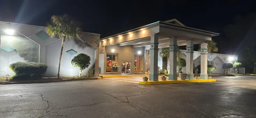 Southernlodge - Image 1