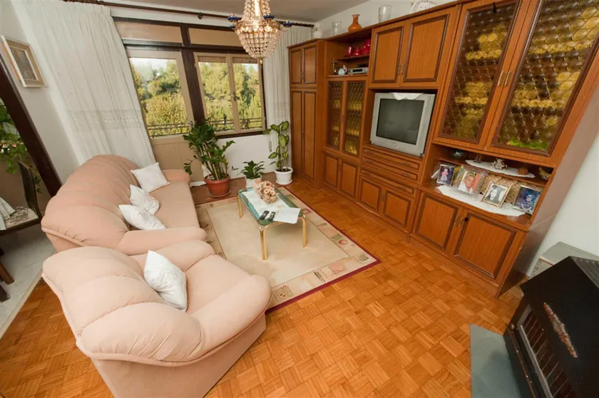 PATRICIA Three-Bedroom Apartment - Image 1