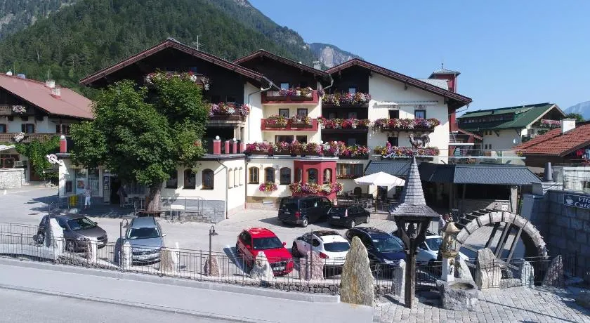Hotel Alpenrose - Image 1