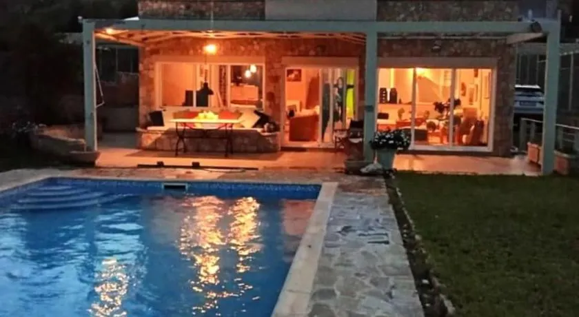 Spacious, Shiny, SeaView Villa, in Theologos - Image 1