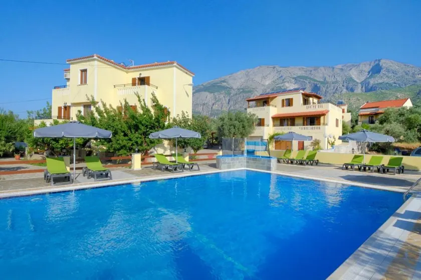 Agrilionas Beach Apartments - Image 1
