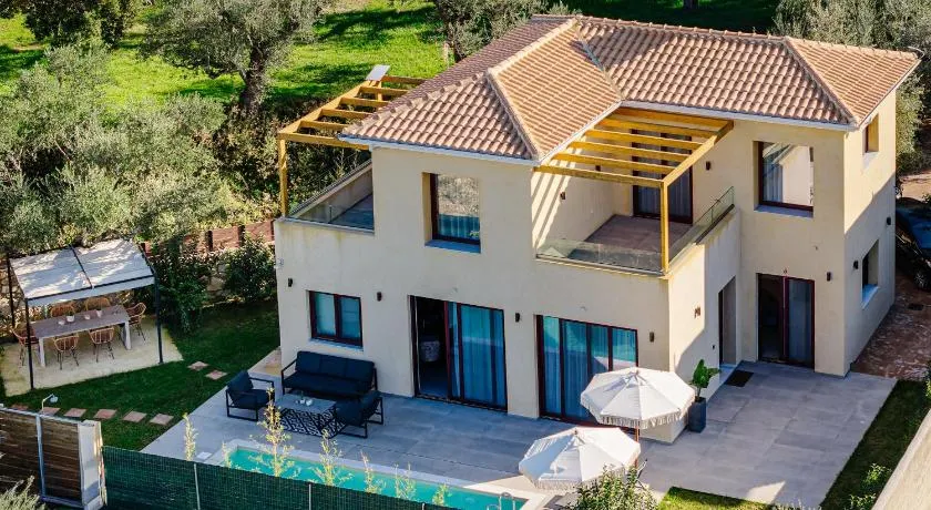 Adelda Villa - Image 1