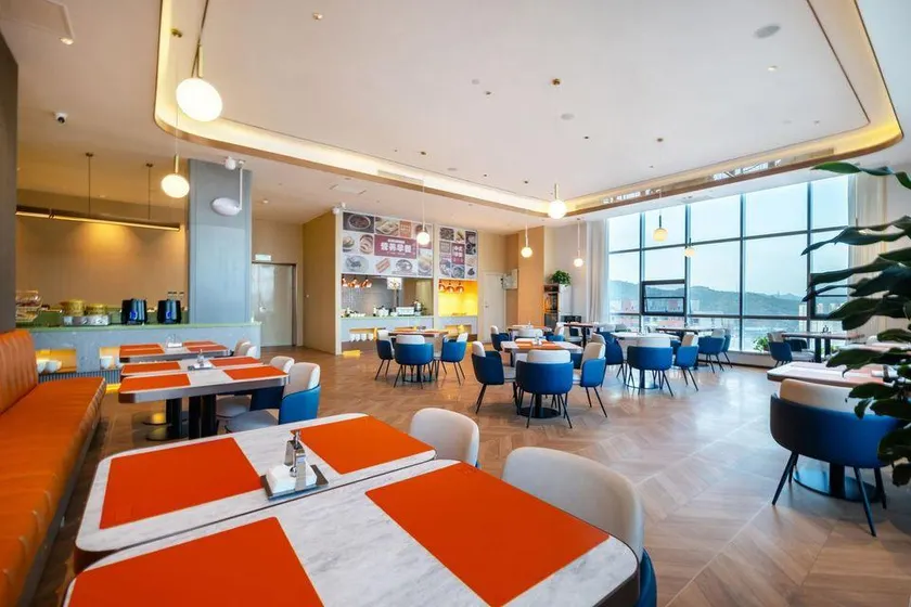 Lvliang Lishi Yongning International LanOuShangPin Hotel - Image 1