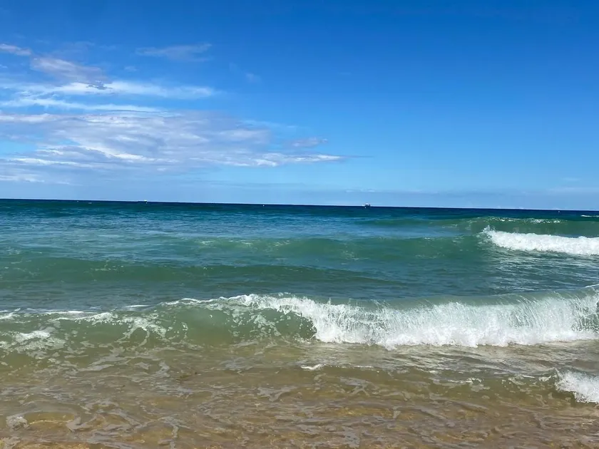 NEW BEACH Luxury 3B 2B unit - Ocean Views - 250m 2 BUDDINA BEACH! - Image 1