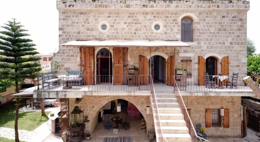 Beit Faris Wa Lucia Guesthouse Byblos - Image 1
