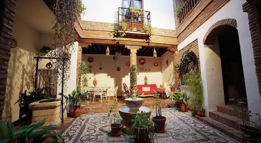 Palacete Magistral Domínguez habitaciones - Image 1
