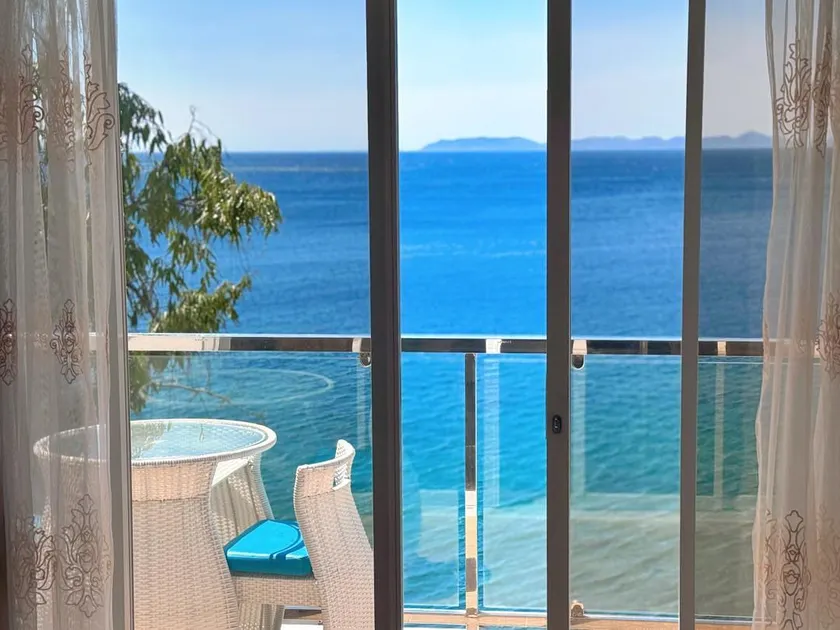 CasaDel Beach House - Image 1