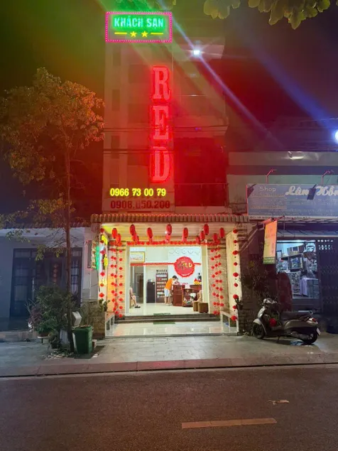 Red Hotel - Image 1
