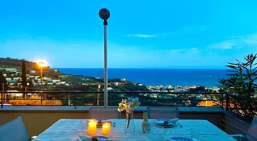 La finestra sul mare con Wi-Fi, A/C & Free Parking - Image 1