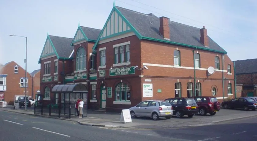 Hardwick Hotel - Image 1