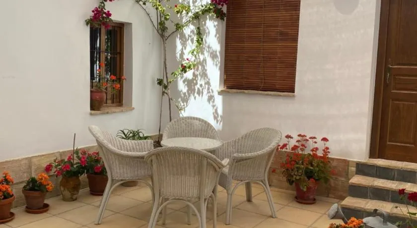 Casa Cordón - Image 1